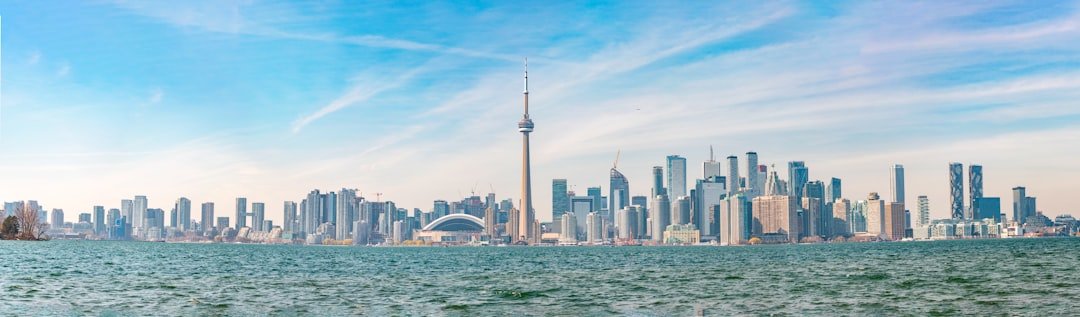 Where Are the Most Stunning Views and Skyscrapers in Downtown Toronto?