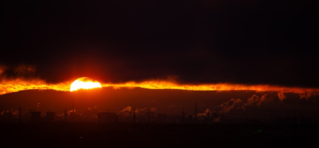 Fire Breaks Out in Las Vegas